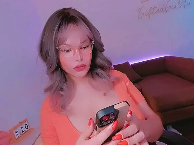 Live sex webcam photo for PornStarDIVA #277364453