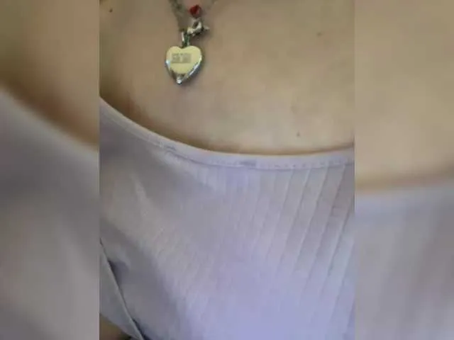 Live sex webcam photo for PornoHuk #291371565