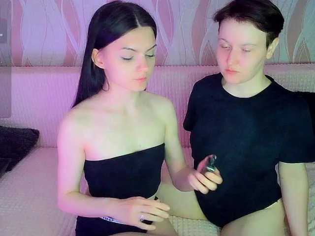 Live sex webcam photo for PornoStendap #291327625