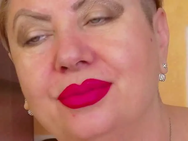 Live sex webcam photo for PoshLadyx #272849225