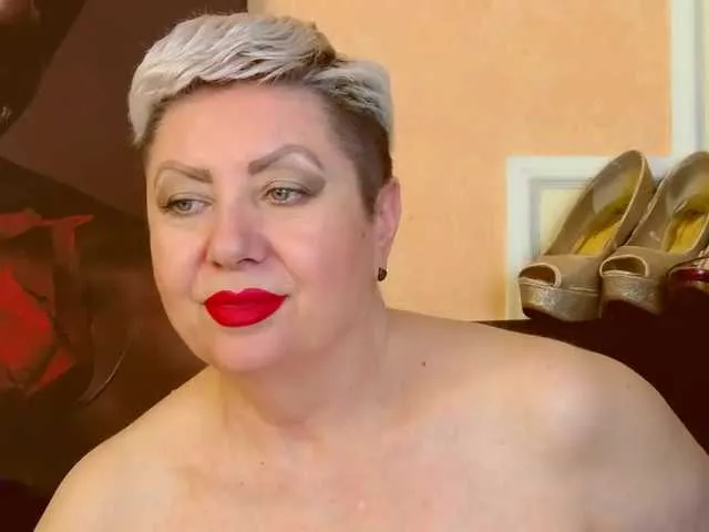 Live sex webcam photo for PoshLadyx #283774960