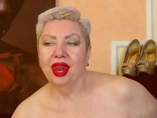 Live sex webcam photo for PoshLadyx #289804135