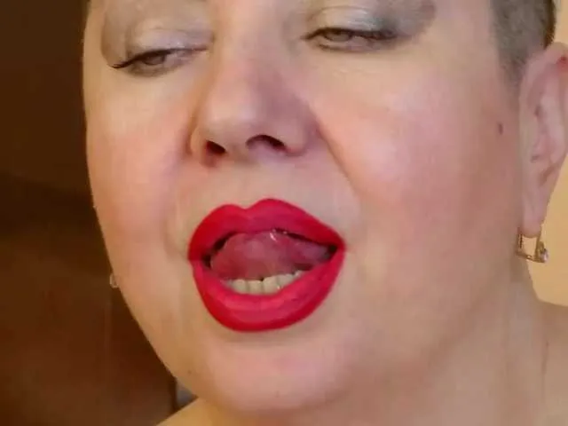 Live sex webcam photo for PoshLadyx #290174211