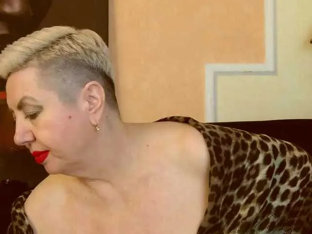 Live sex webcam photo for PoshLadyx #290319555