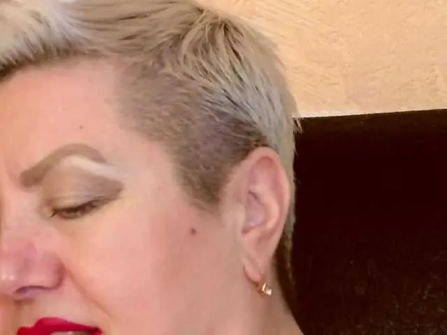 Live sex webcam photo for PoshLadyx #292226861