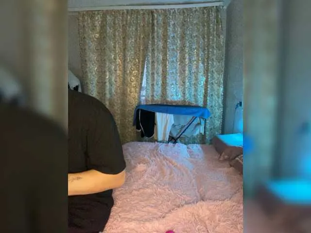 Live sex webcam photo for Possumiss #276844213