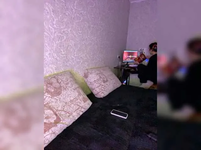 Live sex webcam photo for Possumiss #277485658