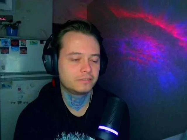 Live sex webcam photo for Pr0xy #290992807