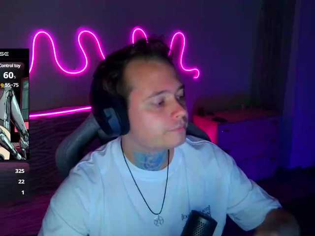 Live sex webcam photo for Pr0xy #291275273