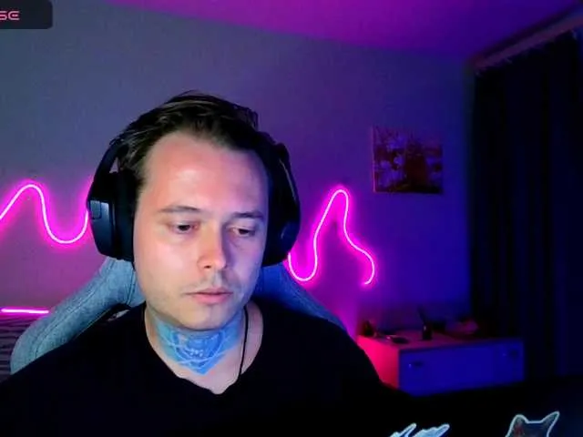 Live sex webcam photo for Pr0xy #291832775