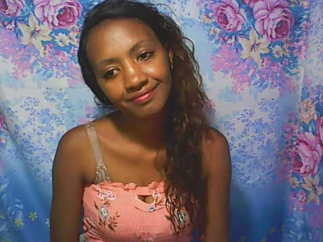 Live sex webcam photo for Pragiha #272577568