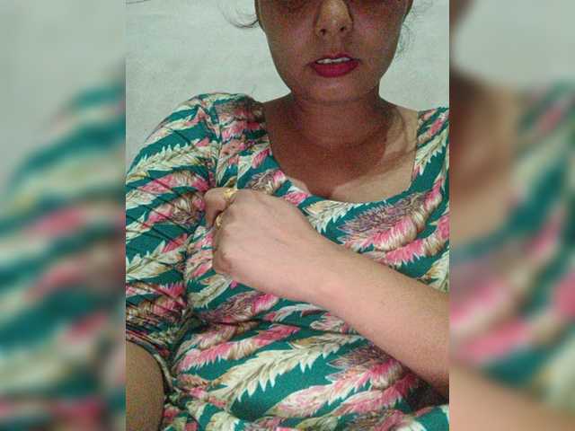 Live sex webcam photo for Preeti091 #275643454