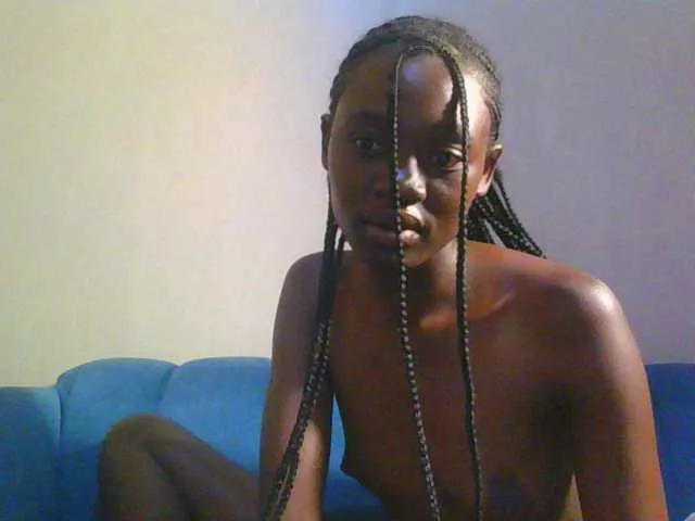 Live sex webcam photo for Preetygirl #292626334