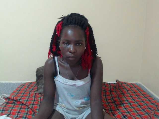 Live sex webcam photo for Preetysweeton #272316626