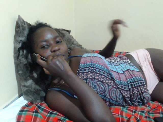 Live sex webcam photo for Preetysweeton #272333657