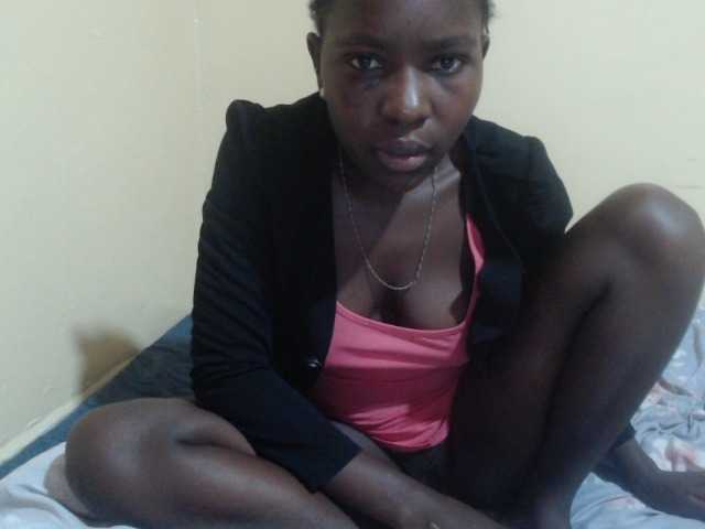 Live sex webcam photo for Preetysweeton #272506435