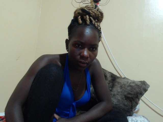 Live sex webcam photo for Preetysweeton #272602274