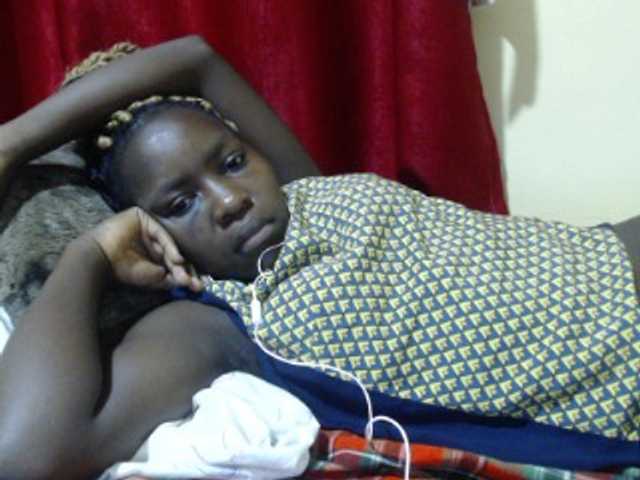 Live sex webcam photo for Preetysweeton #272638025