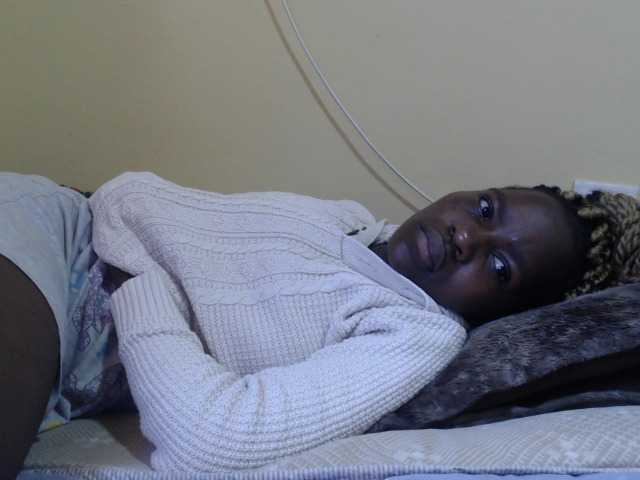 Live sex webcam photo for Preetysweeton #272654502