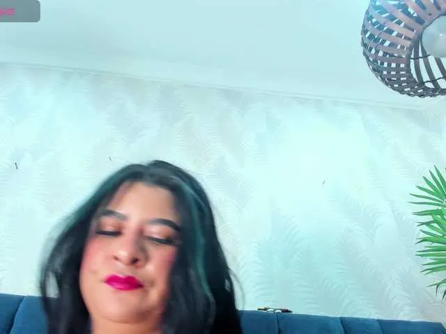 Live sex webcam photo for Pretty-BigBoobs #291421296