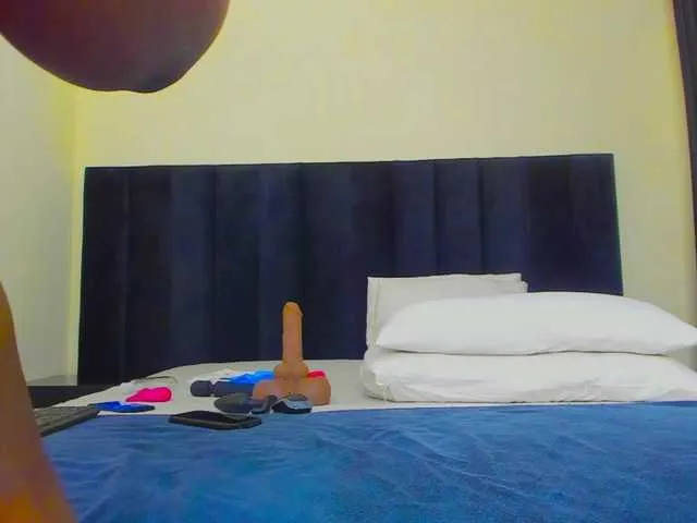 Live sex webcam photo for Pretty-Queen #291824007