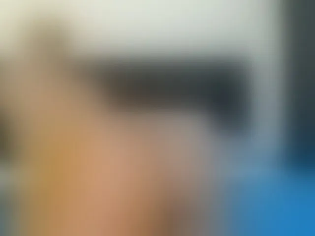Live sex webcam photo for Pretty-Queen #292422676