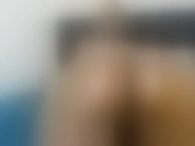 Live sex webcam photo for Pretty-Queen #292538863