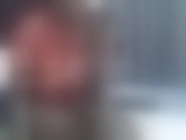 Live sex webcam photo for Pretty-amber72 #293112368