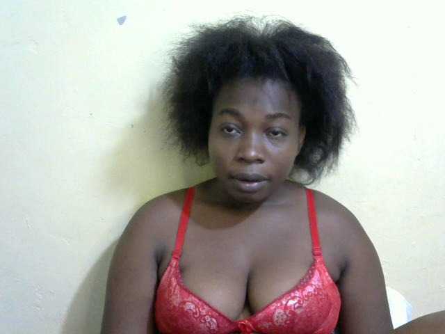 Live sex webcam photo for Pretty-horny #277446350