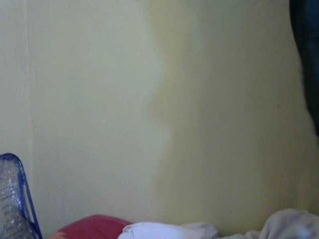 Live sex webcam photo for Pretty-horny #277474673