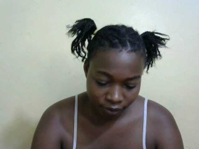 Live sex webcam photo for Pretty-horny #277776147