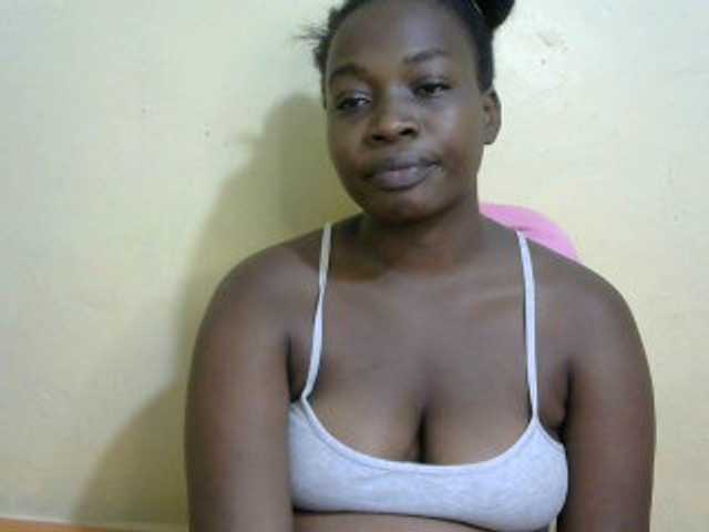 Live sex webcam photo for Pretty-horny #277791886