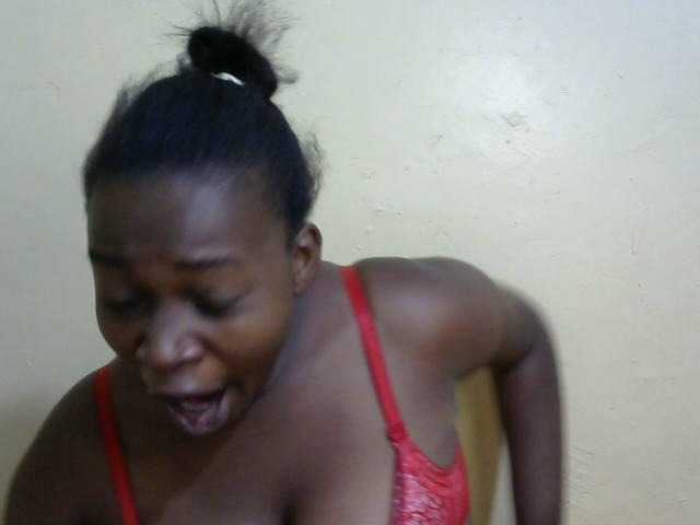 Live sex webcam photo for Pretty-horny #278009177