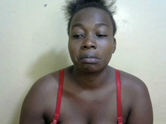 Live sex webcam photo for Pretty-horny #278037493