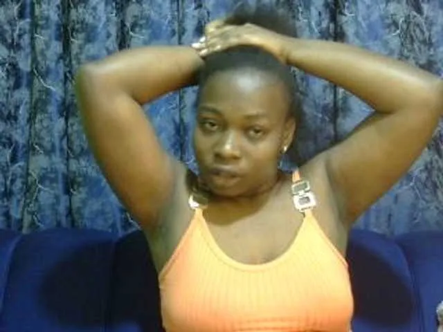 Live sex webcam photo for Pretty-horny #290290587