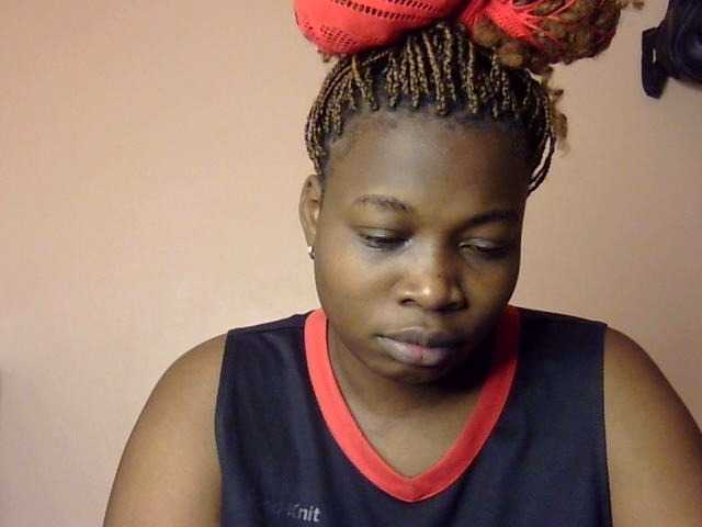 Live sex webcam photo for Pretty-horny #290463752