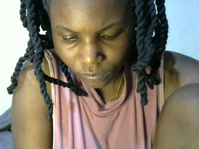 Live sex webcam photo for Pretty-princess #292184658