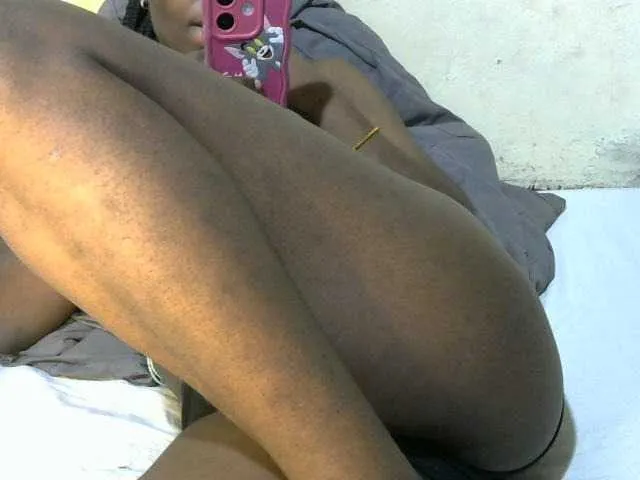 Live sex webcam photo for Pretty-princess #292293657