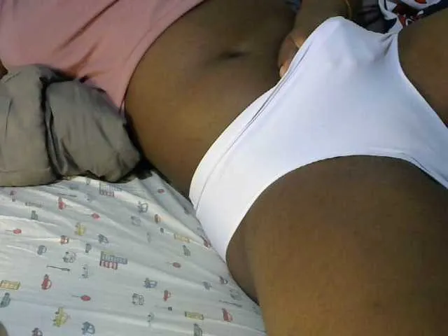 Live sex webcam photo for Pretty-princess #292448728