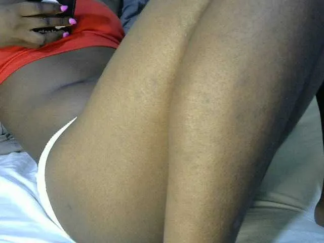 Live sex webcam photo for Pretty-princess #292931061