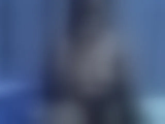 Live sex webcam photo for Pretty-vee #294025071