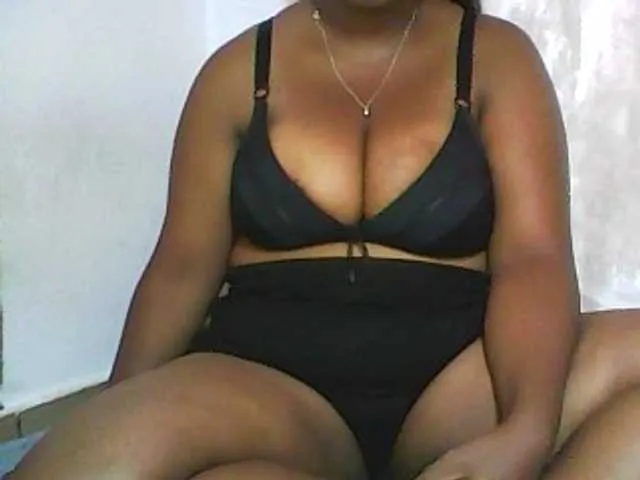 Live sex webcam photo for Pretty12a #290391585