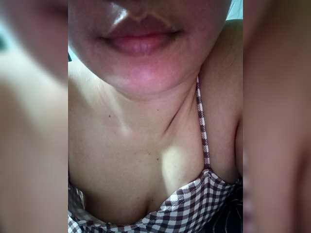 Live sex webcam photo for Pretty30 #292103408