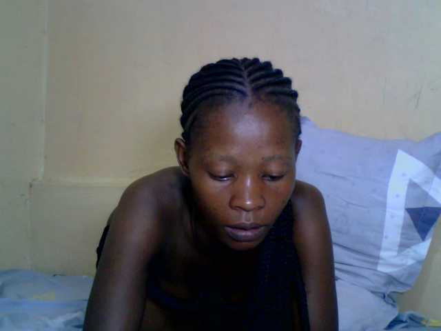 Live sex webcam photo for PrettyAlianah #290383819