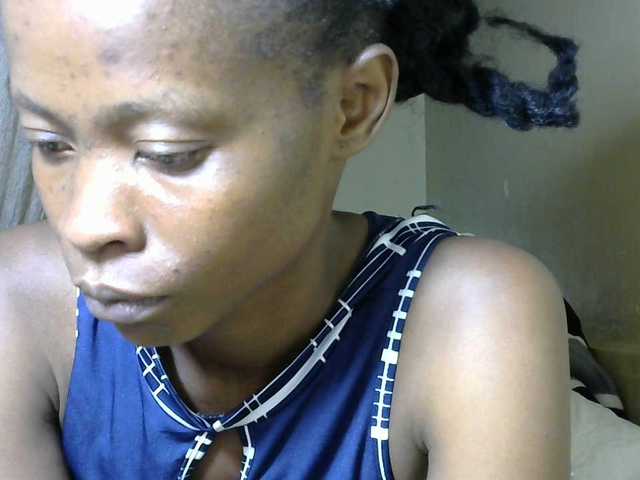 Live sex webcam photo for PrettyAlianah #291373998