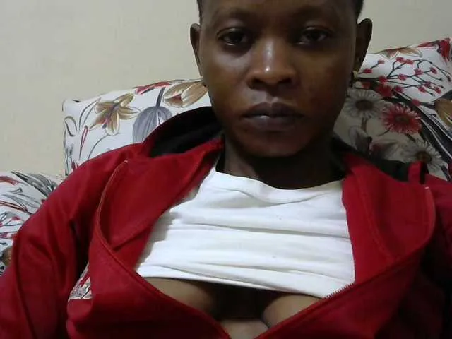 Live sex webcam photo for PrettyAlianah #294164920
