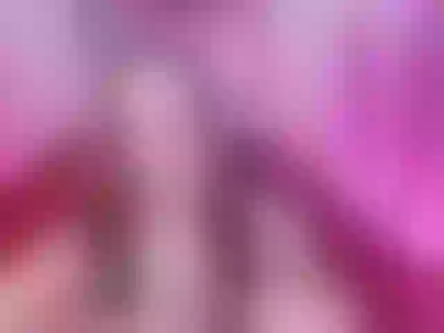 Live sex webcam photo for PrettyAriel #290397040
