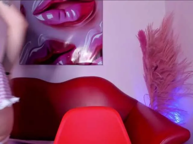 Live sex webcam photo for PrettyAriel #290531125