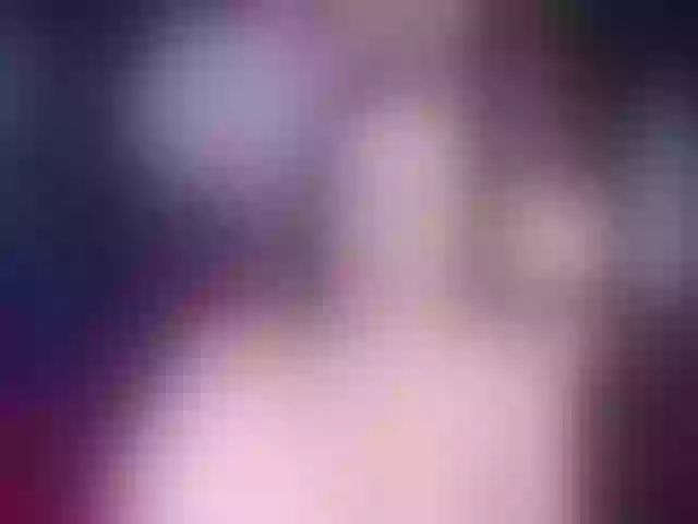 Live sex webcam photo for PrettyAriel #290897828