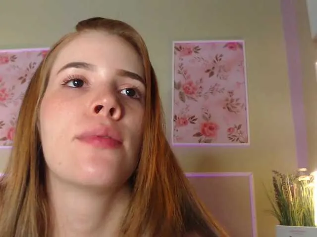 Live sex webcam photo for PrettyAriel #291275800